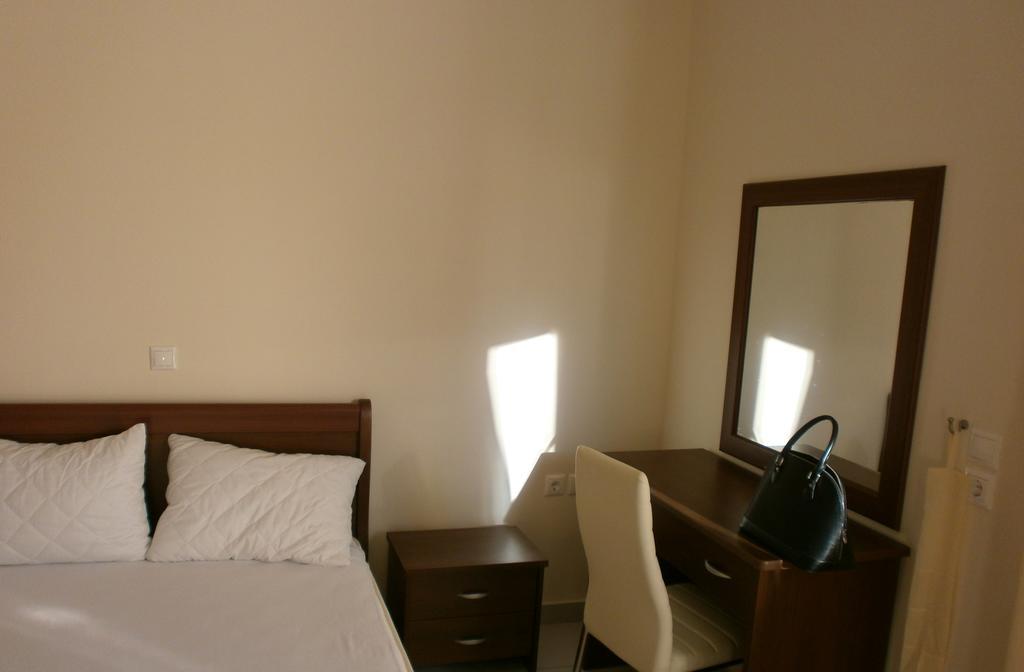Artemis - Marina Apartments Evia Quarto foto
